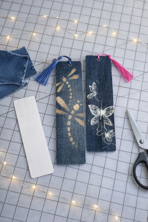 Bleach dye bookmark making